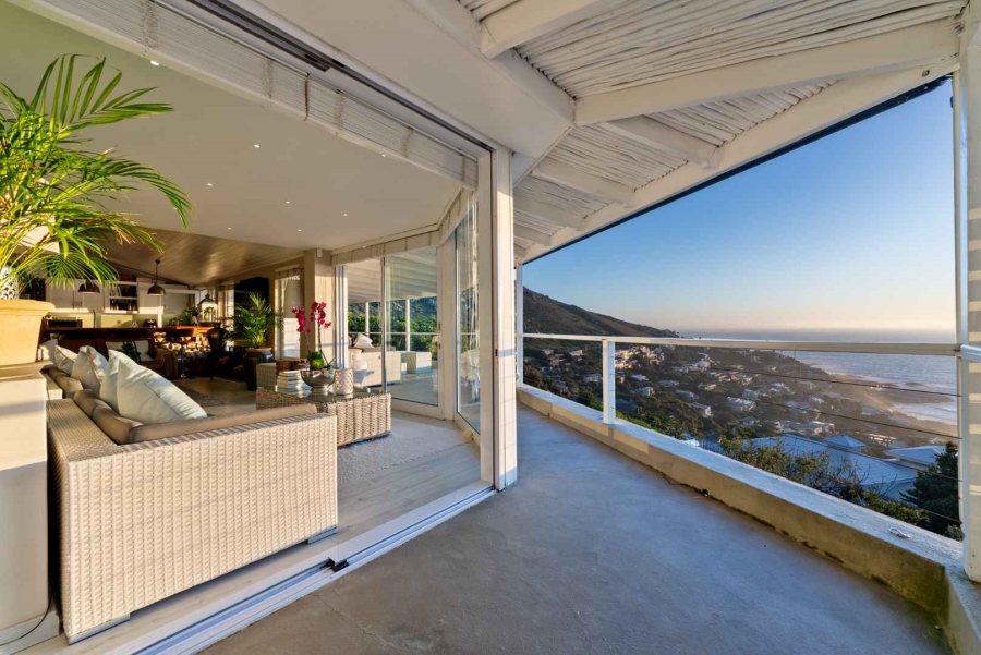 6 Bedroom Property for Sale in Llandudno Western Cape